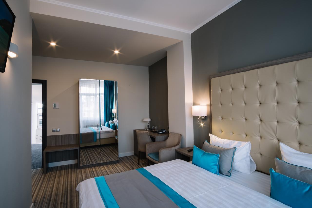Norm Hill Hotel Cluj-Napoca Buitenkant foto