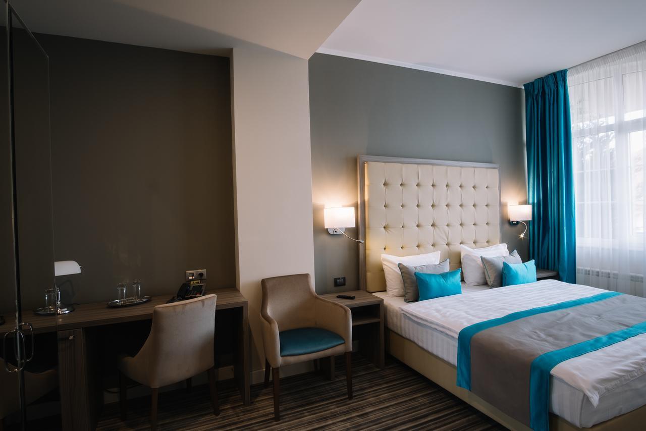 Norm Hill Hotel Cluj-Napoca Buitenkant foto