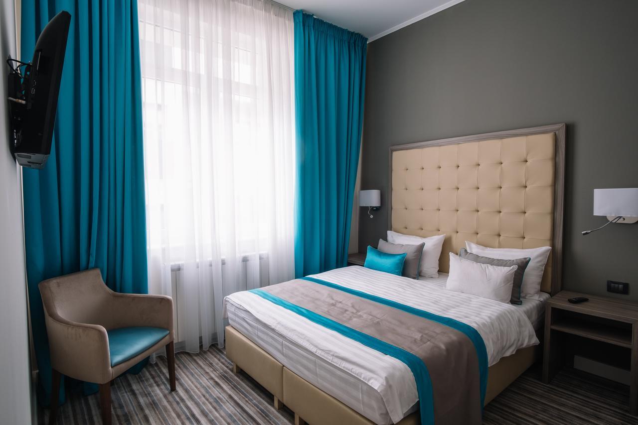 Norm Hill Hotel Cluj-Napoca Buitenkant foto