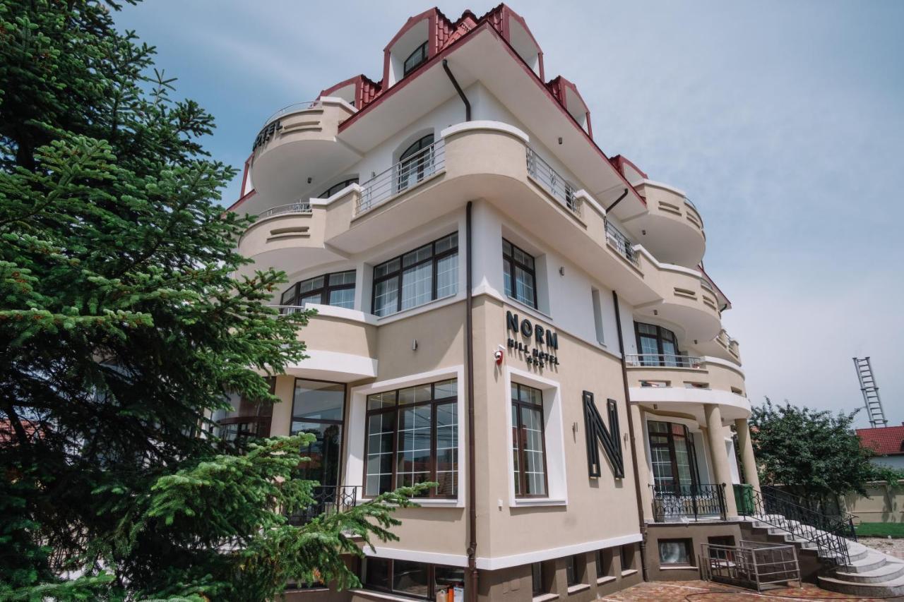 Norm Hill Hotel Cluj-Napoca Buitenkant foto