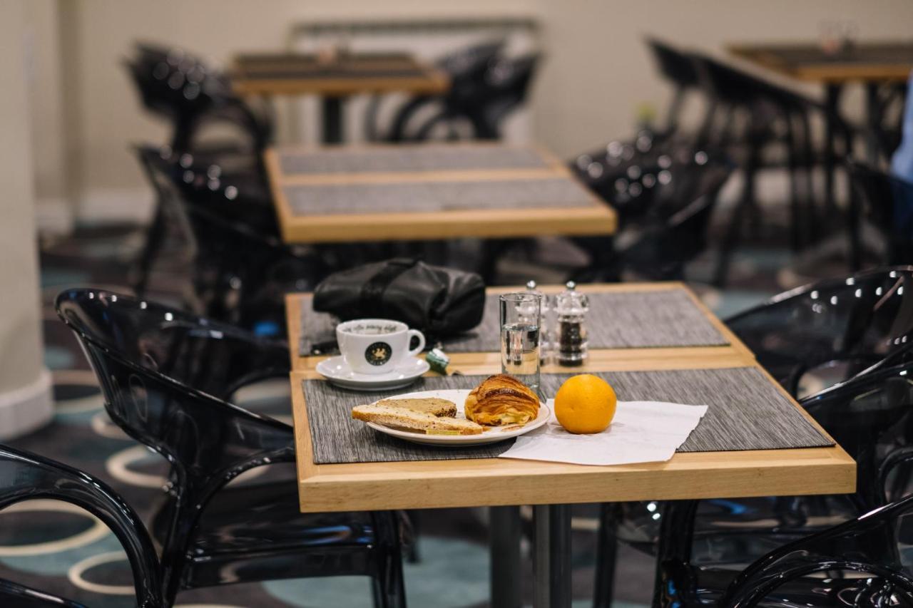 Norm Hill Hotel Cluj-Napoca Buitenkant foto